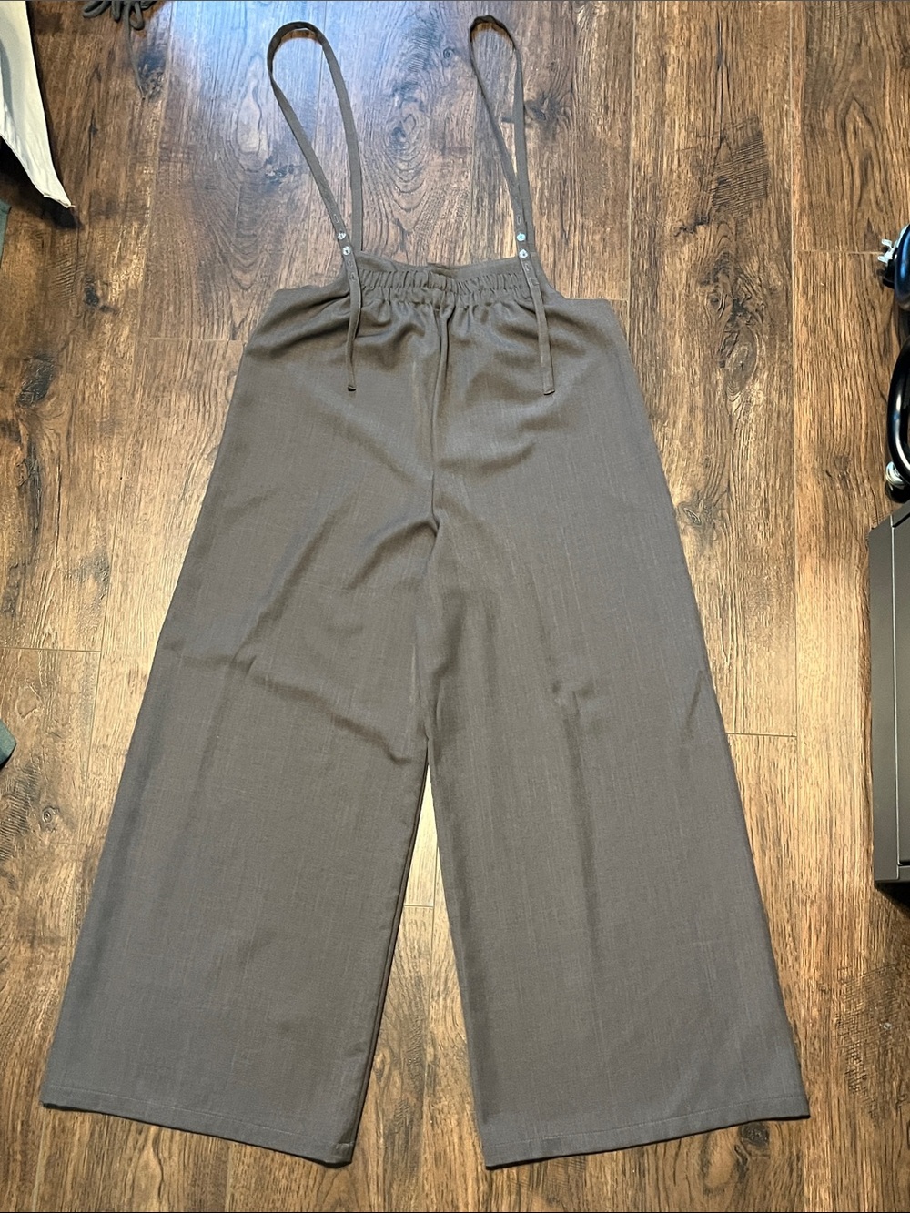 Wide-Leg Suspender Pants in Dark Brown